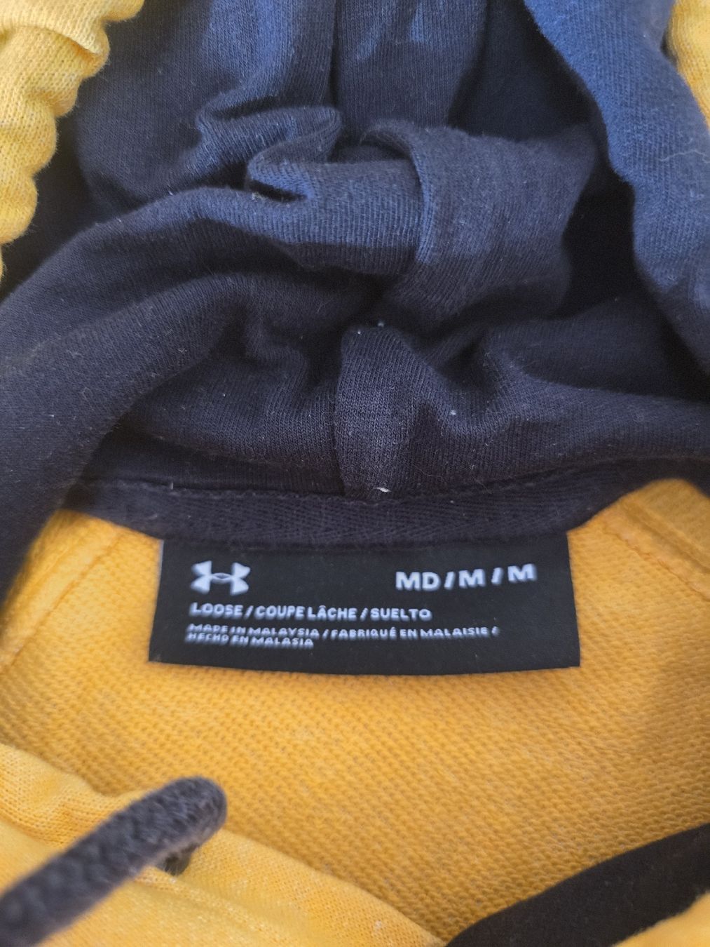 Under Armour Pullover & Sweatshirts: Sweat à capuche Under Armour jaune taille M – Gebraucht aus Mont-sur-Lausanne von Didinho 3