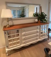Sideboard mit Schubladen und Glastüren cremeweiss Holzt.