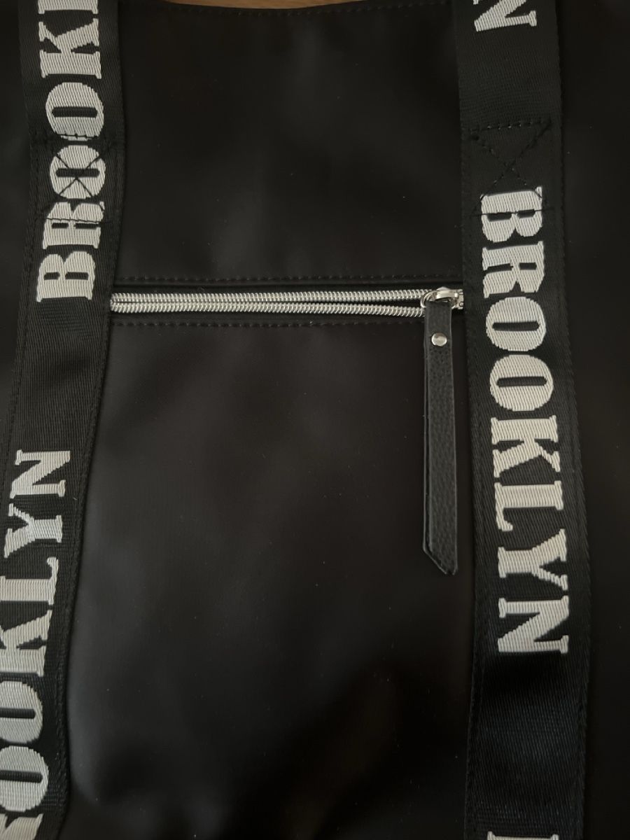 Sacs: Tasche bpc schwarz Brooklyn  – D'occasion à Uznach par Apuutze 1