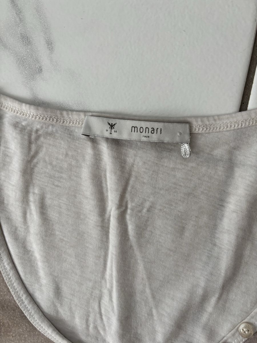 Camicette, T-shirt & Top: Maglietta  – Nuovo (secondo la descrizione) da Schwyz venduto da Francesca54 1