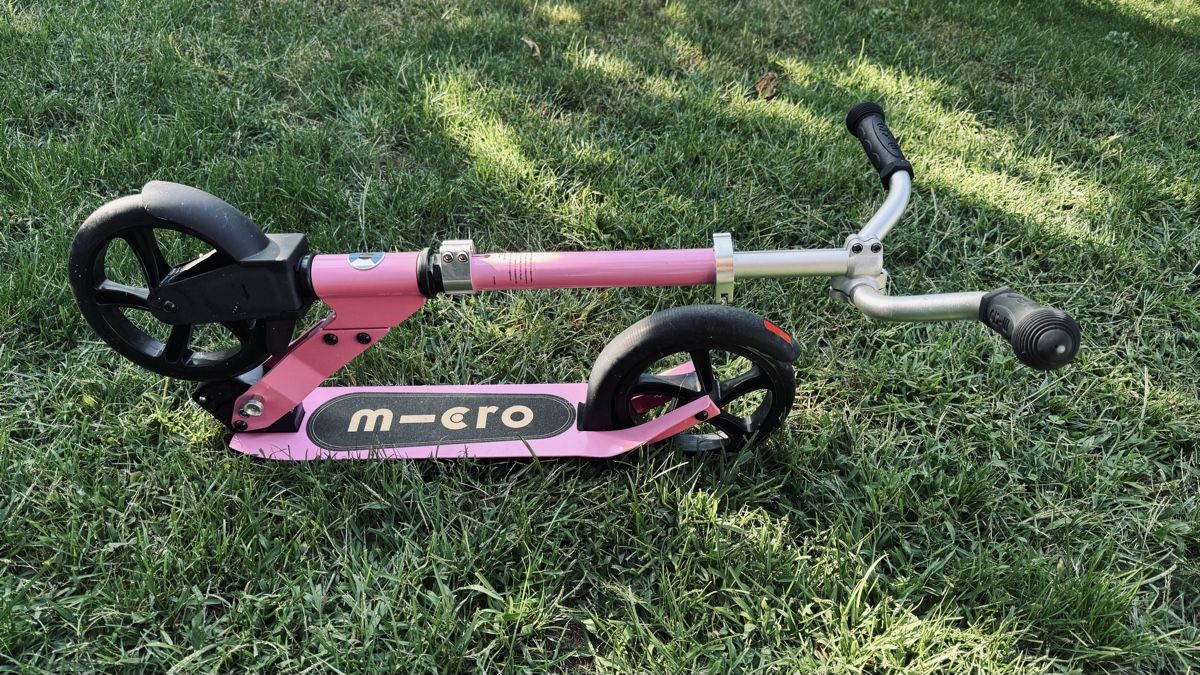 Micro Kickboard: Micro Scooter Roller grosse Räder – Gebraucht aus Nürensdorf von Futurevibes