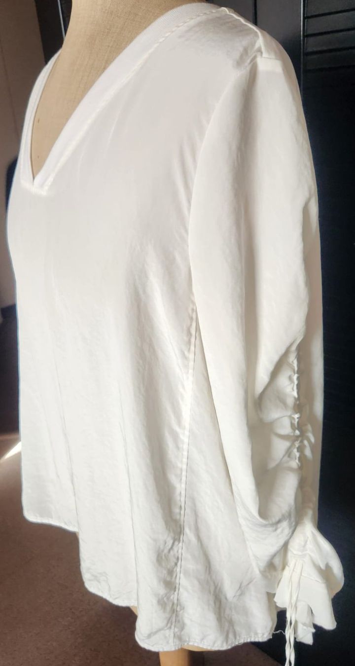 Marc Cain Camicette: Marccain Sports Bluse mit gerafften Ärmeln – Usato da Zürich venduto da Stephs13 3