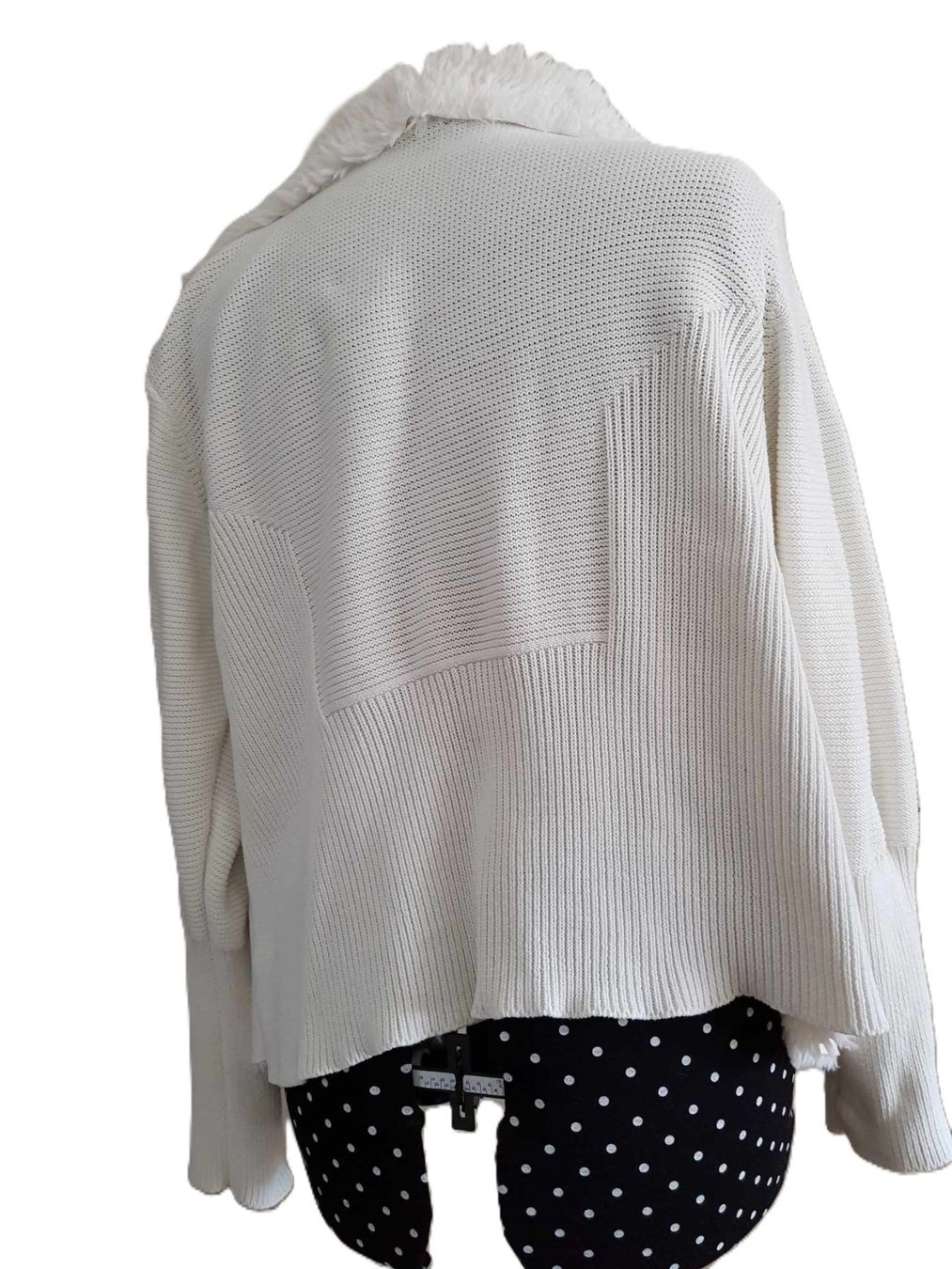 Giacche: Weisse Strickjacke – Nuovo (secondo la descrizione) da Muttenz venduto da Gepard23 2