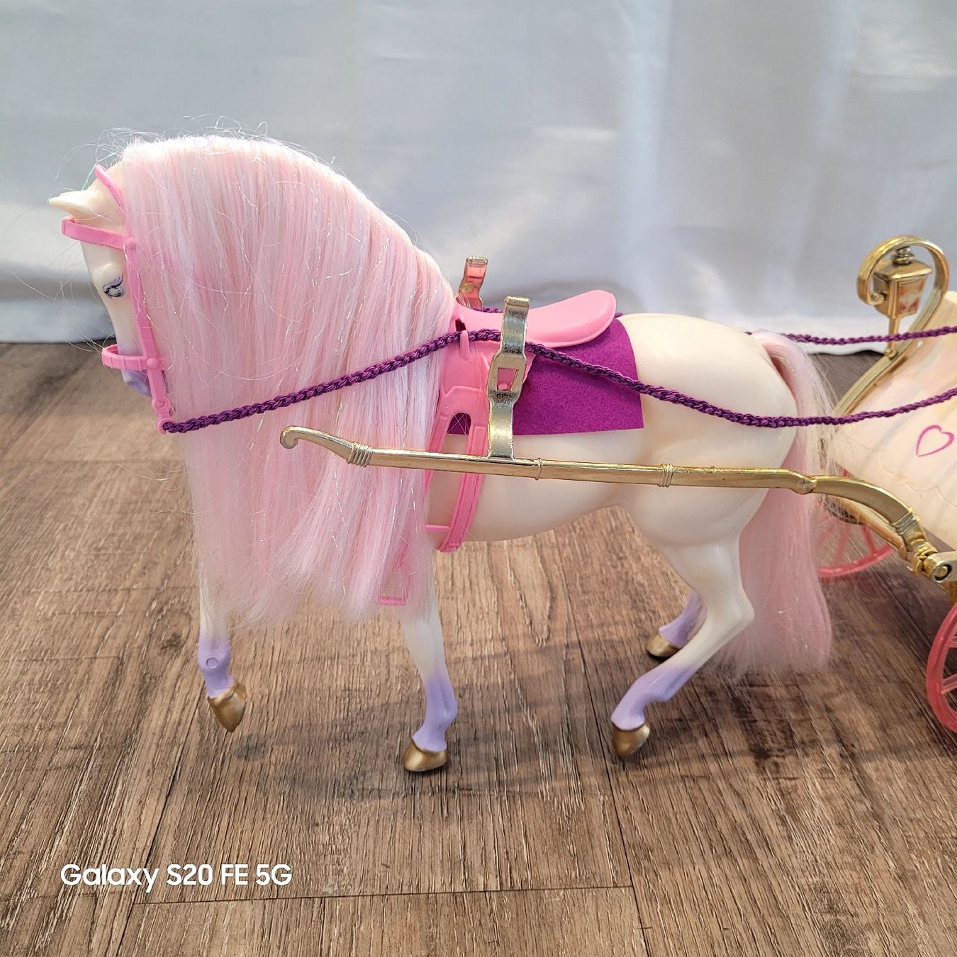 Giocattoli: Barbie Pferd Zauberherzchen mit Kutsche – Usato da Niederbuchsiten venduto da klengyel 5