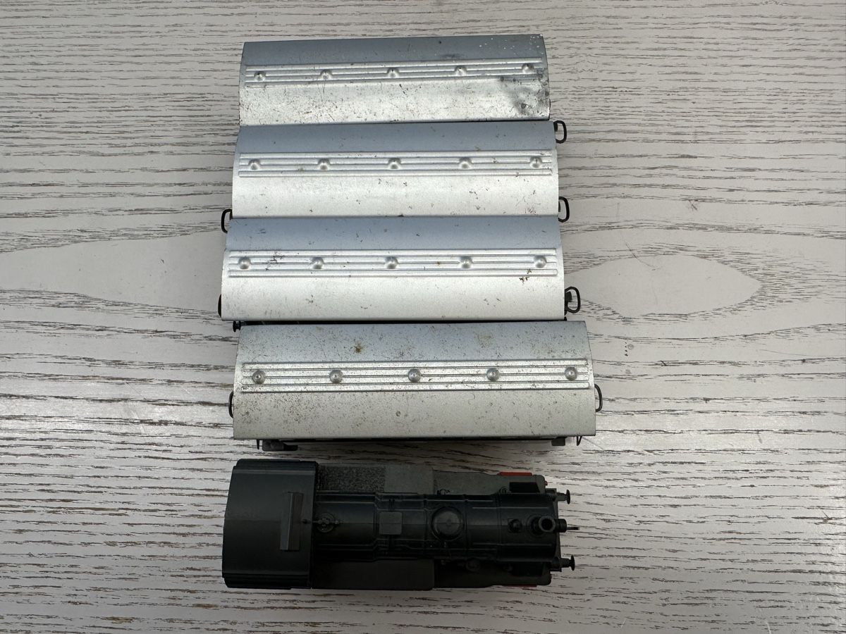 Märklin Modelleisenbahnen: Märklin 3104 DB BR 89 Personenzug – Gebraucht aus Lupsingen von New-Haven 3
