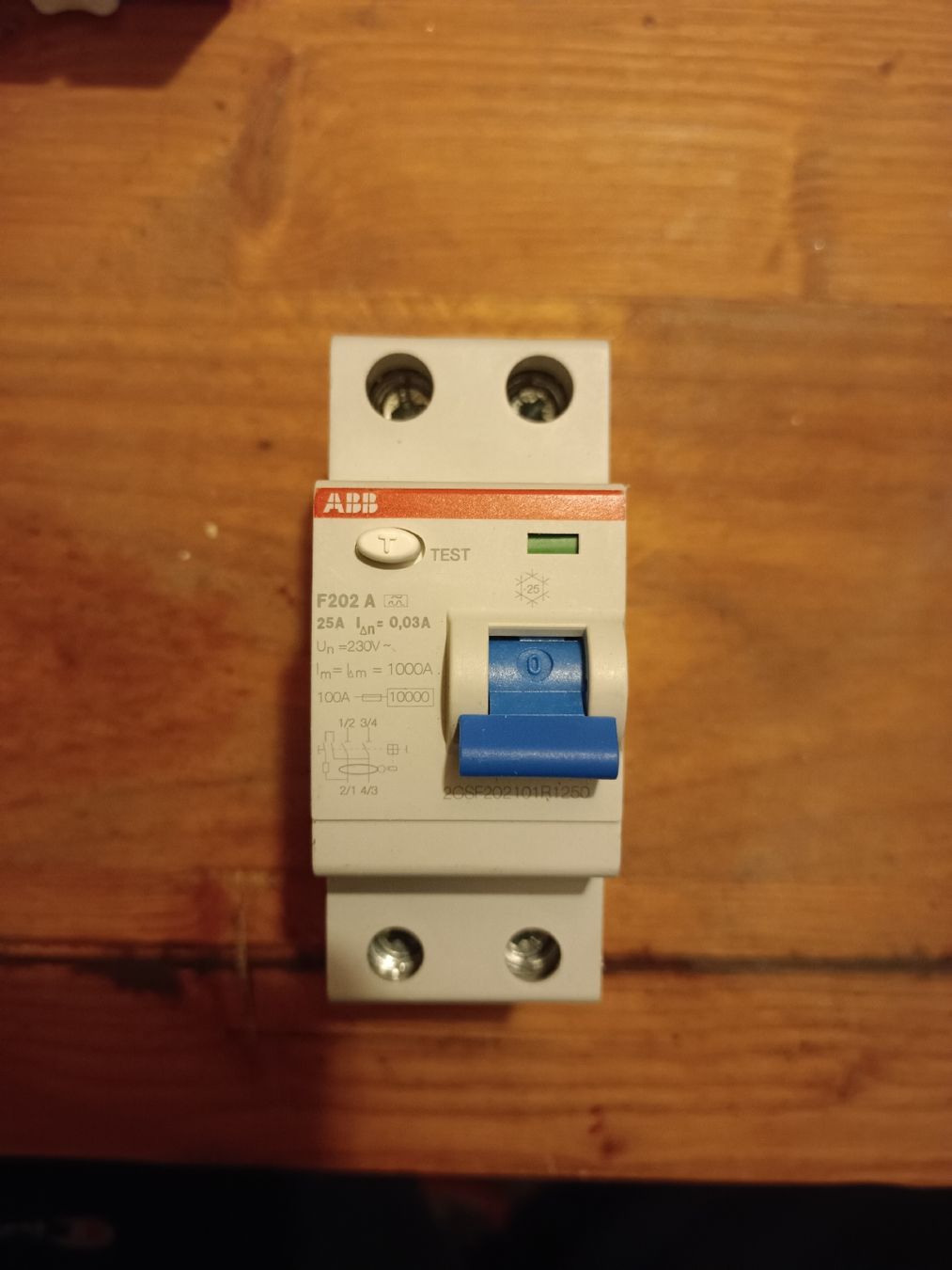 ABB Componenti elettronici: RCD Typ A, 25A /30mA 1LN von ABB geprüft – Usato da Zunzgen venduto da lok_g8bh