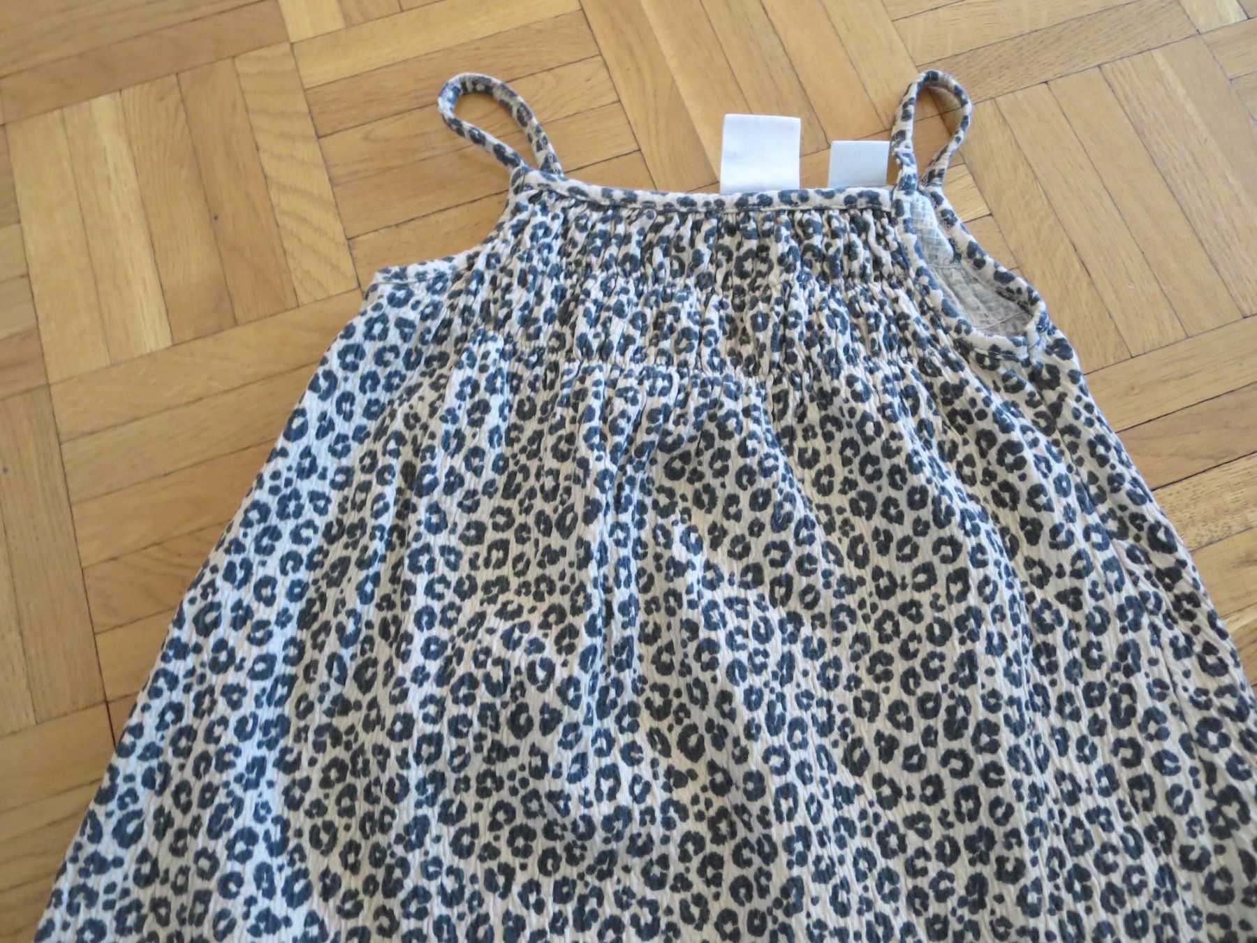Lotti & Set di vestiti: 2 Mädchen Strand-Kleider /Gr. 3 Jahre – Usato da Wallisellen venduto da Arvenstube 4