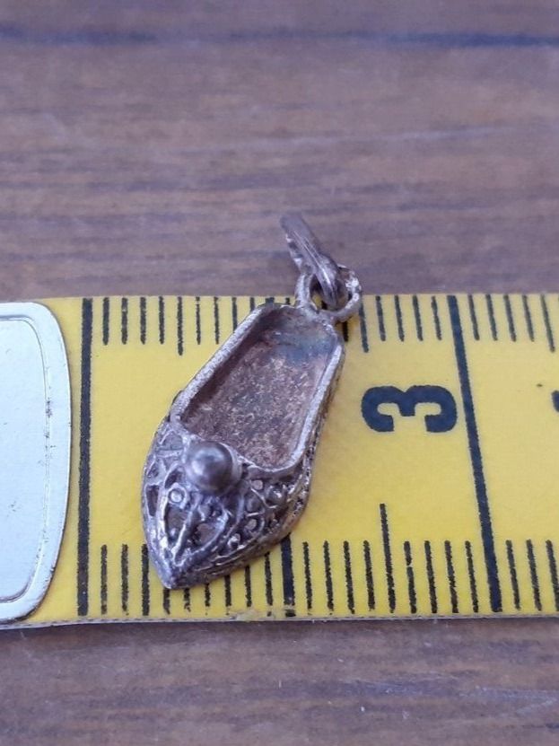 Anhänger: Anhänger Bettelarmband Silber Schuh antik – Gebraucht aus Mörschwil von wunderkiste44 6