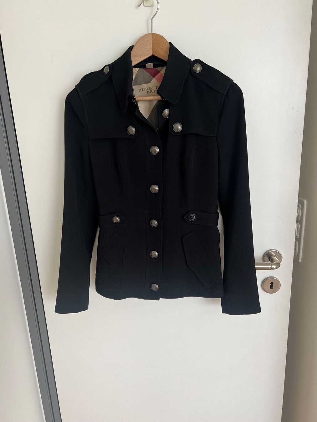 Burberry Vestes: Burberry jacket 34 – Neuf (Voir description) à Biel/Bienne par RO19