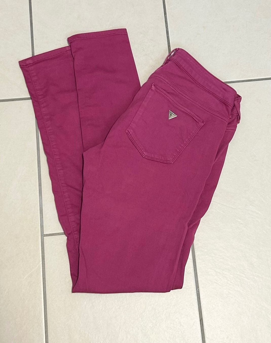 Hosen: Guess Damen hose – Gebraucht aus Bellinzona von RossoScarlatto 2