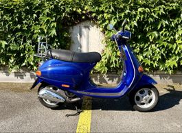 Vespa ET4 125