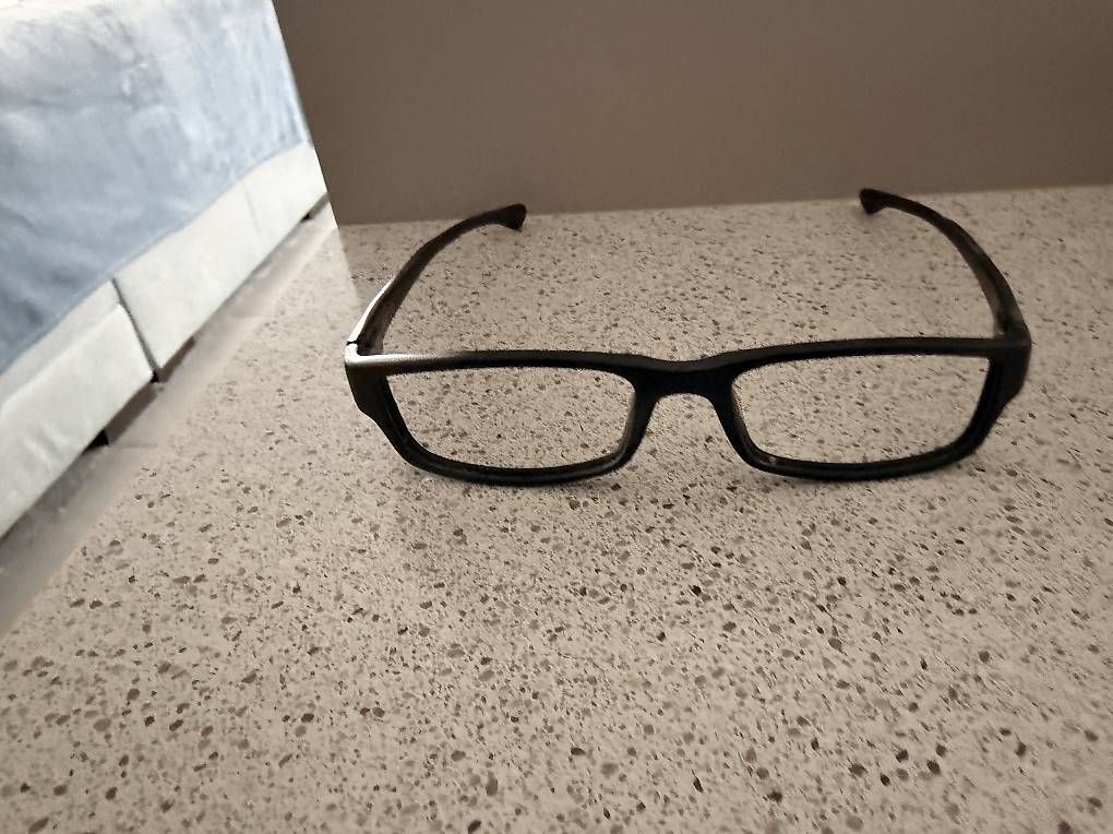 Occhiali & Lenti: Montatura OAKLEY – Usato da Gordola venduto da Funghy 3
