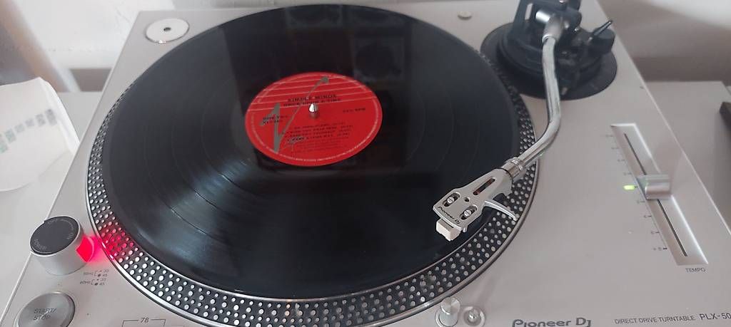 Dischi in vinile: SIMPLE MINDS:"ONCE UPON A TIME"(1985)LP – Usato da NENDELN venduto da Vinylandmote 1