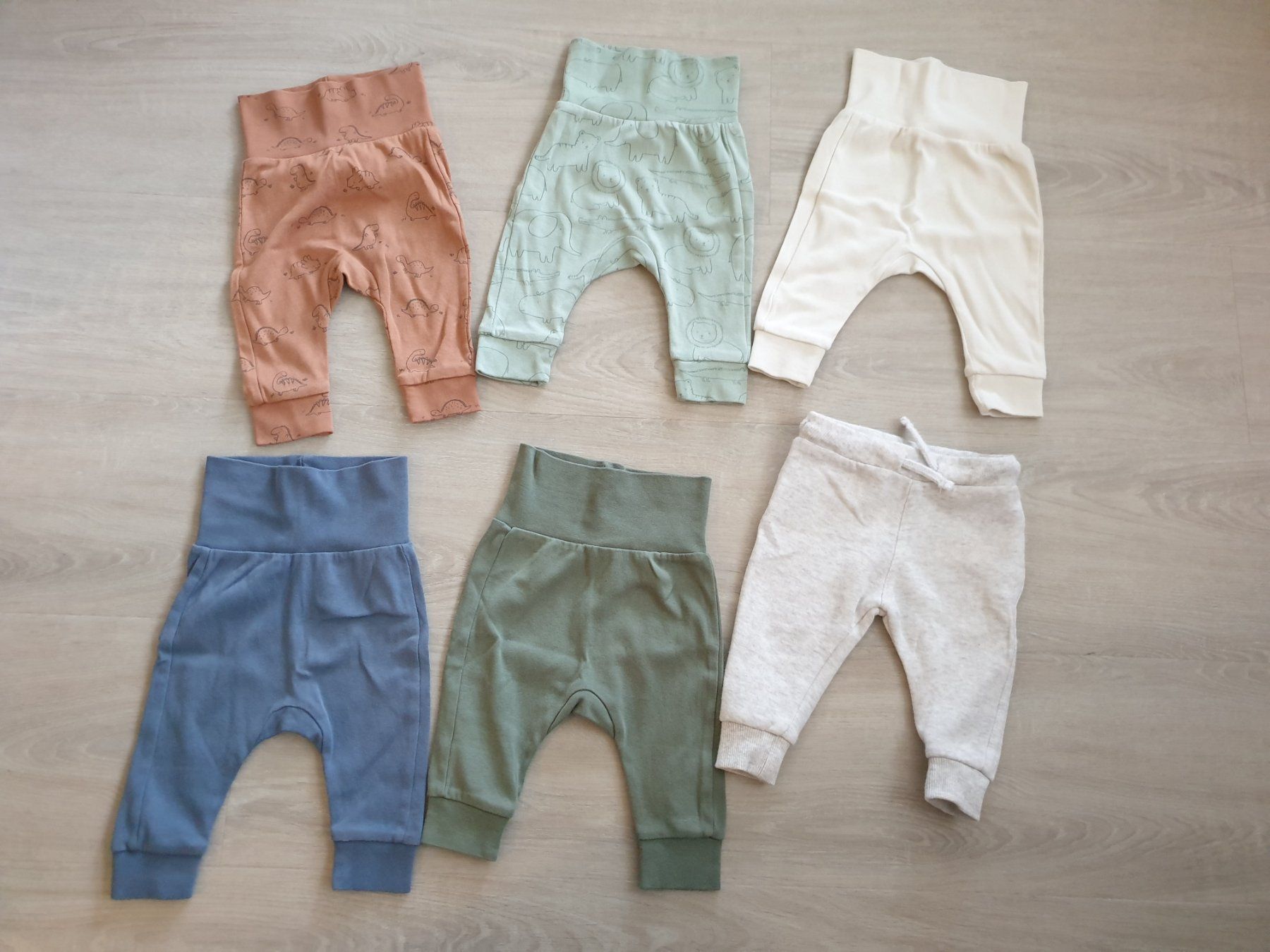 Ensembles coordonnés: Baby Kleiderpaket Gr. 56 – D'occasion à Wallisellen par T8304T