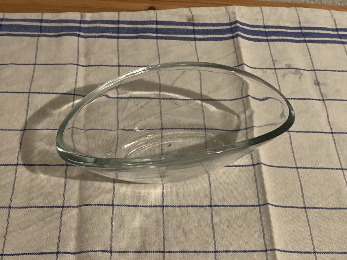 Ciotole: Glass Bowl Oval clear – Usato da Bärschwil venduto da Ranron1970