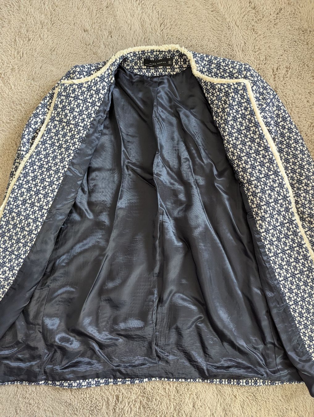 Zara Giacche: veste Zara L – Usato da Montreux venduto da dem_gyt9 3