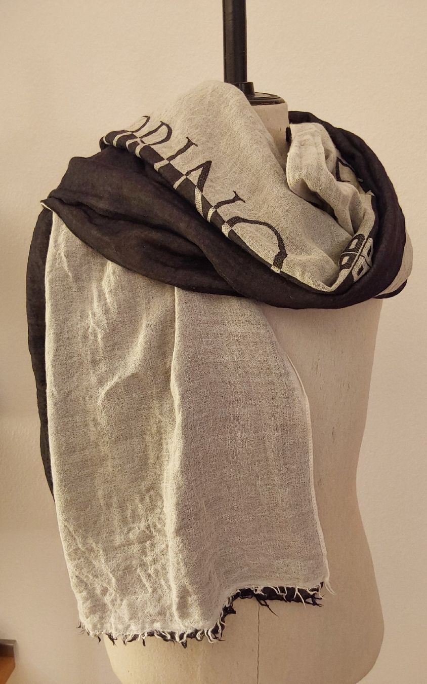 Foulard & Sciarpe: Schal riani Wolle – Usato da Köniz venduto da scopello12