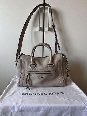 Michael Kors Tasche Leder beige Damen gut erhalten