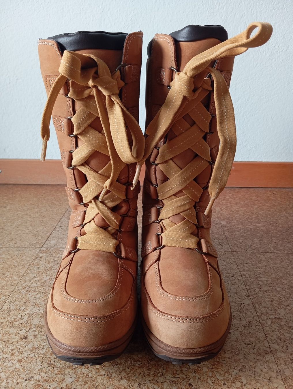 Timberland Scarpe da donna: TIMBERLAND Mukluk Boots "Waterproof" Gr. 38 – Nuovo (secondo la descrizione) da Zeneggen venduto da shemesh_ 5