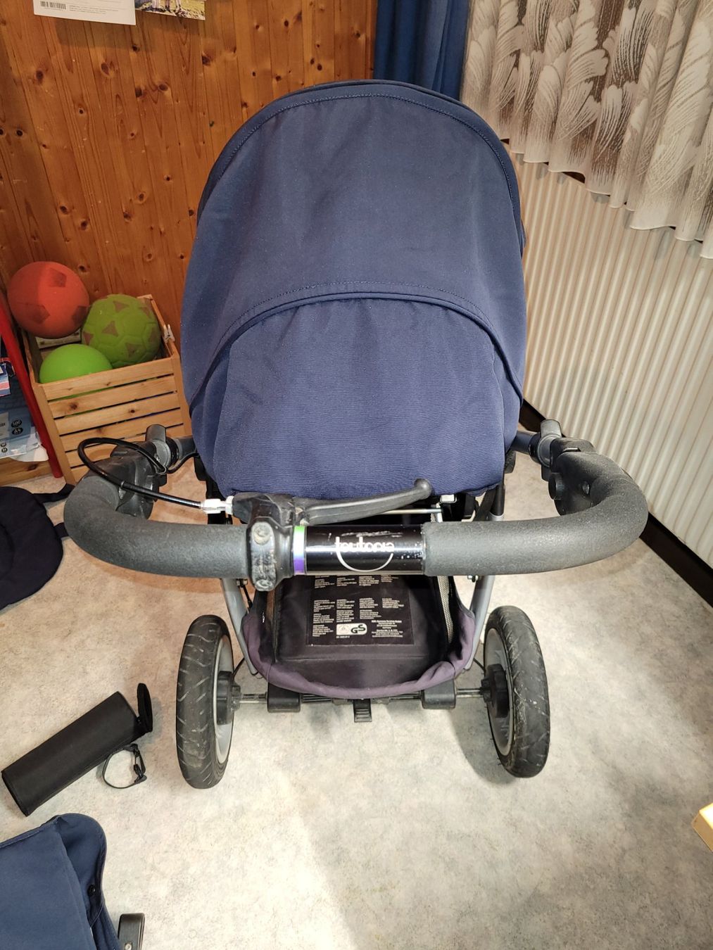 Teutonia Kinderwagen: Teutonia Spirit – Gebraucht aus Münchenbuchsee von Capri2.8 2
