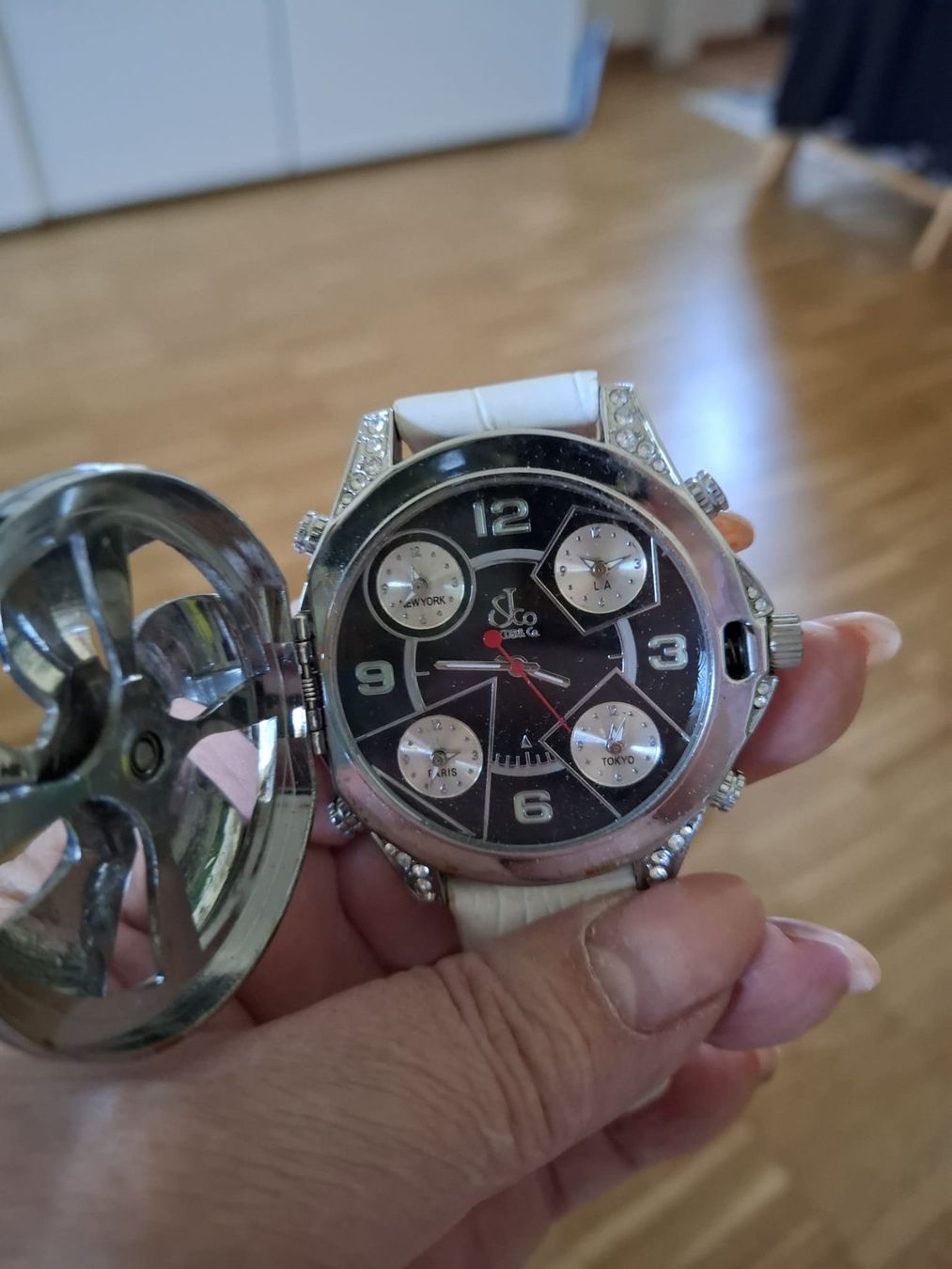 Uhren: Damen Uhr – Gebraucht aus Winterthur von Mancick 1
