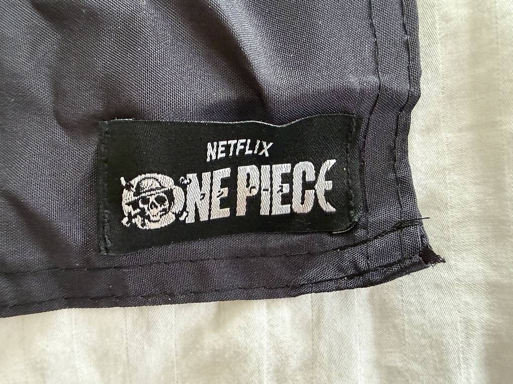 Bandiere: Original Netflix ONE PIECE Flagge, Strohhut-Bande, 83x55cm – Usato da Wolfhausen venduto da KugelKopf 1