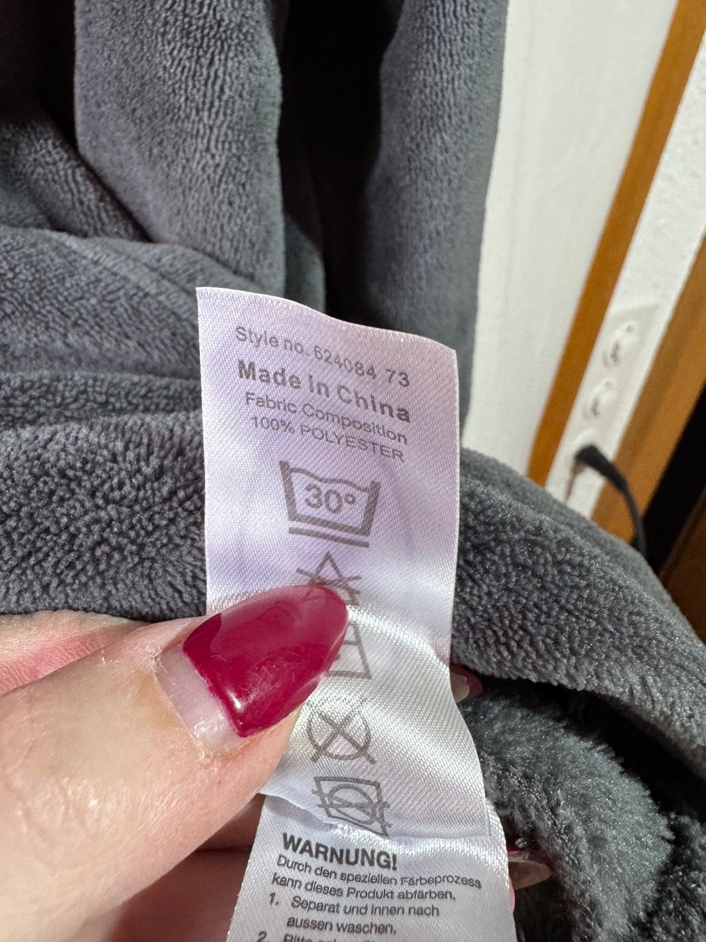 Maglioni & Felpe: Kuschlig weicher Kapuzenpullover von Chicoree Gr. XL – Usato da Grosswangen venduto da SALE_SALE_SALE 3