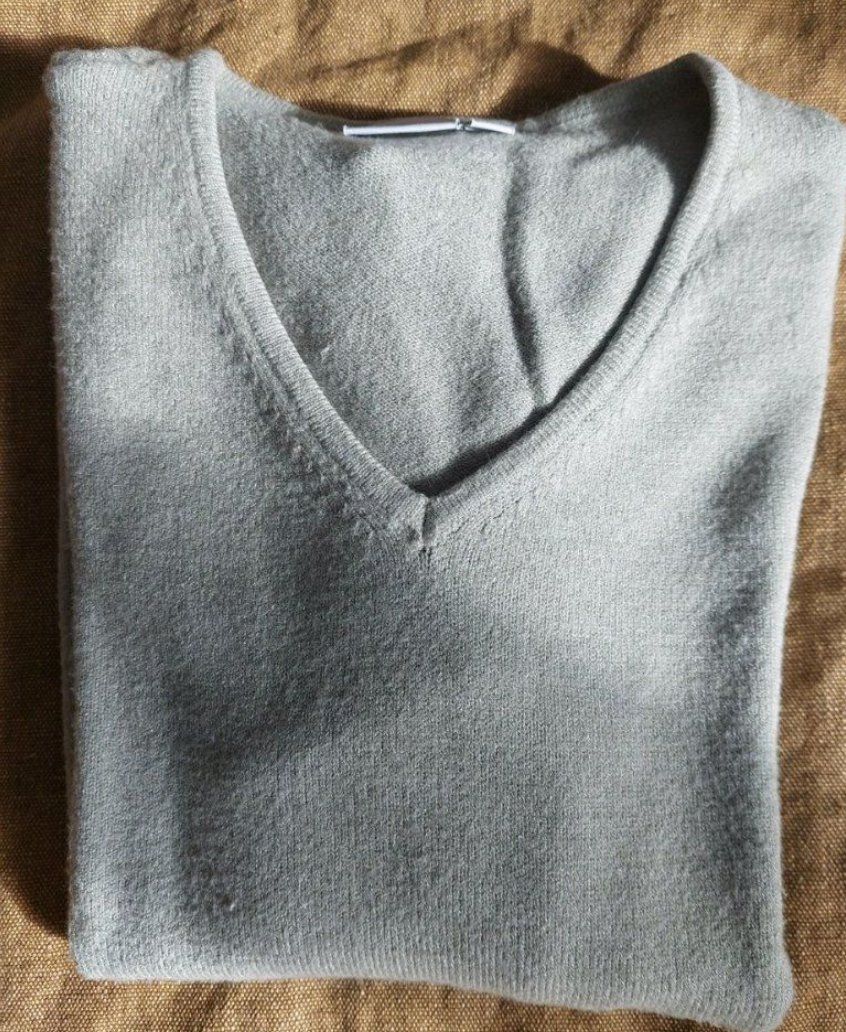 Pullover & Sweatshirts: 4 Pulls – Gebraucht aus Adliswil von Boncoinsuisse 3