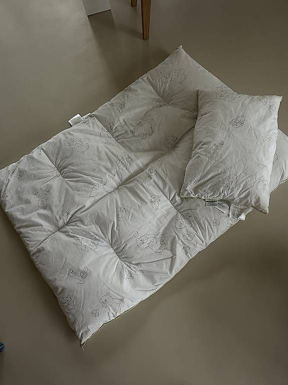 Decken: GREENFIRST Gold Entendaunen-Duvet  – Gebraucht aus Heerbrugg von Miss_Manzulli 3