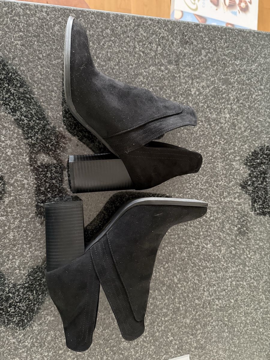 Scarpe da donna: Bottine talon noir velours 36 – Nuovo (secondo la descrizione) da Biel/Bienne venduto da Abeille01 1