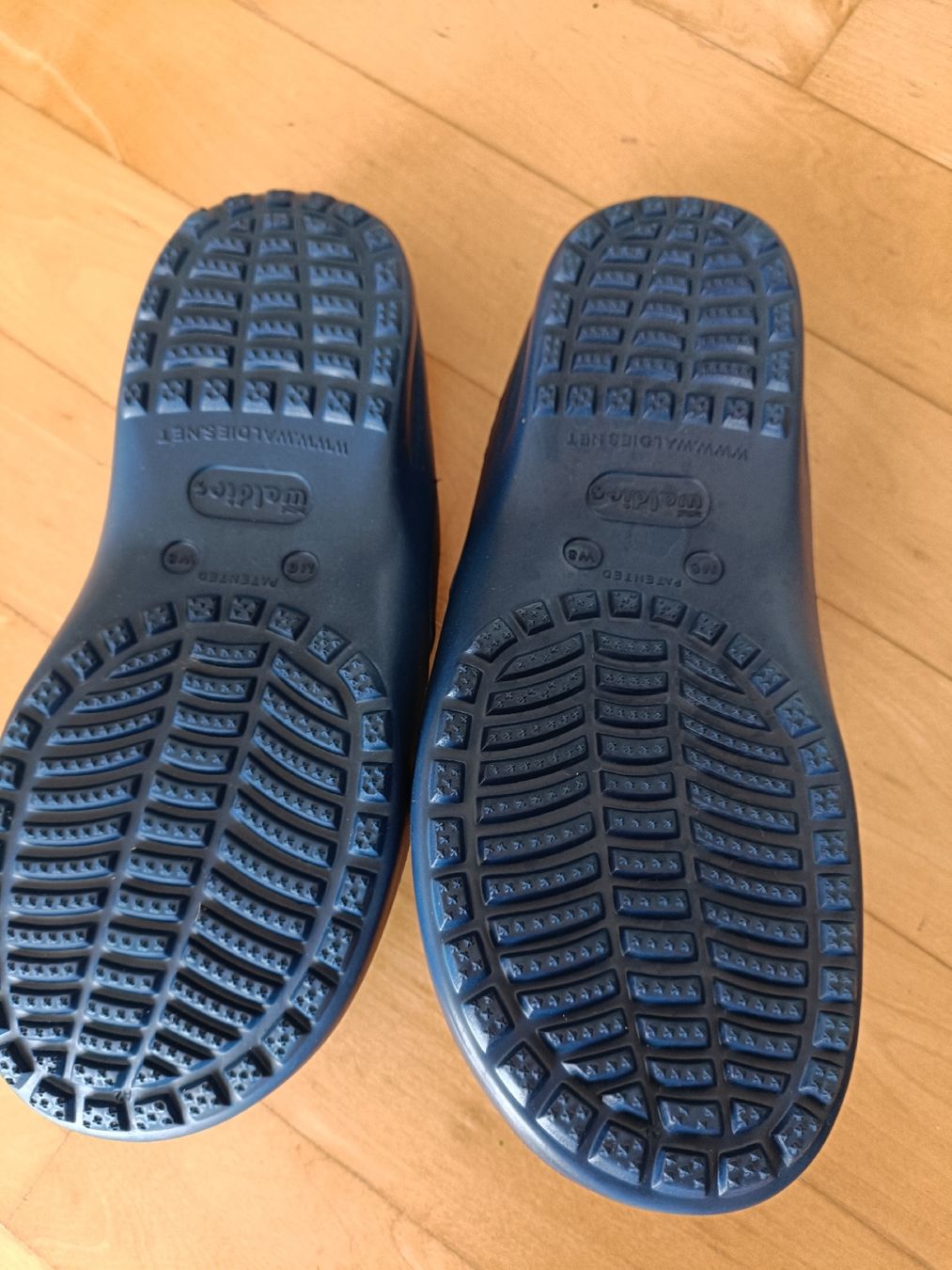 Scarpe da donna: Gesundheits-Wasserschuhe Waldies – Nuovo (secondo la descrizione) da Gossau SG venduto da scania1509 1