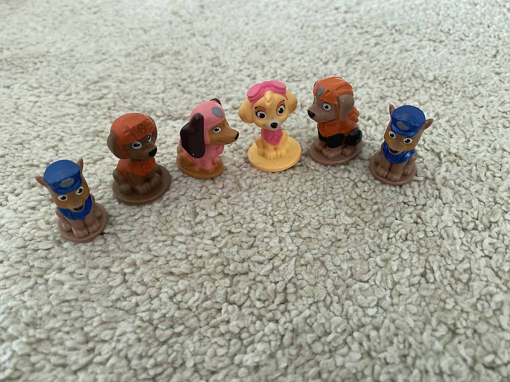 Spielzeuge: Paw Patrol Figuren – Gebraucht aus Horw von sere4