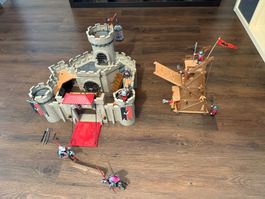 Playmobil Falkenritterburg mit Belagerungsturm
