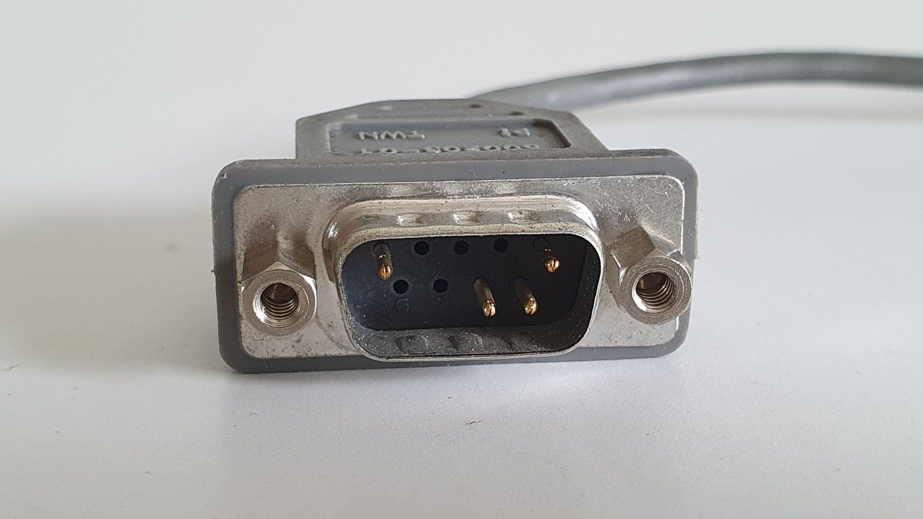 Laufwerke & Adapter: PS/2 auf Seriell Adapter 500203-01 – Gebraucht aus Giswil von online-Brockenhaus 1