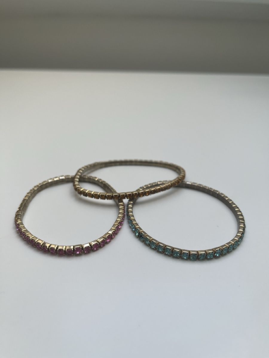 Bracelets: 3 Armbänder: blau, pink, orange – D'occasion à Zürich par lyn_tqp5 1