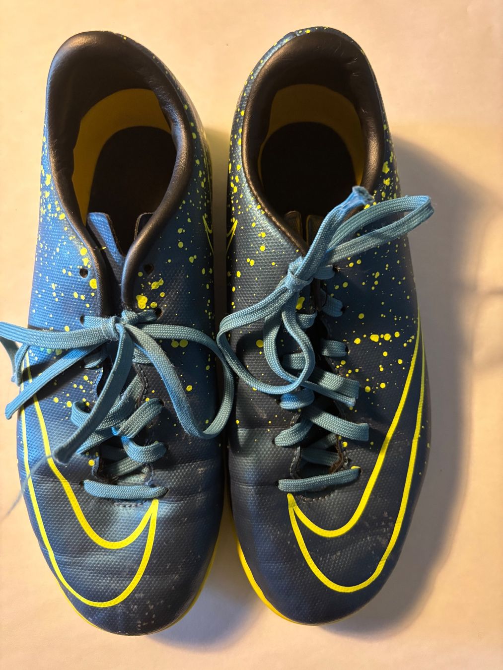 Nike Chaussures hommes: Blau/ gelbe Nike Hallenschuhe – D'occasion à Sulz AG par ZIRON-ART 2