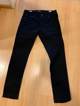 schwarze Jeans von H und M