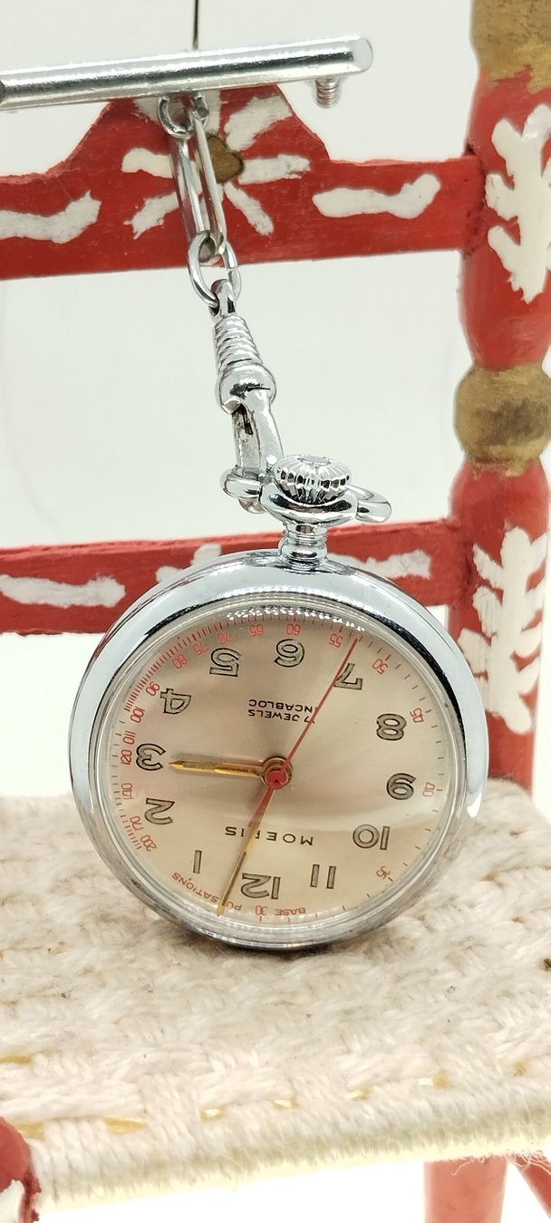 Moeris Orologi: montre infirmière moeris – Usato da La Chaux-de-Fonds venduto da jac_9llg