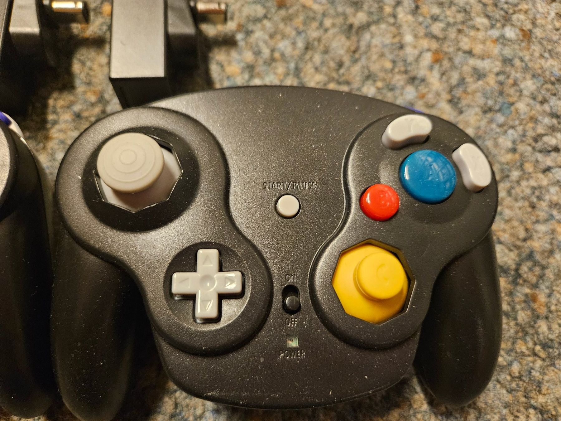 Controller: 2x Nintendo Gamecube Controller Schwarz mit Adapter – Usato da Hindelbank venduto da GameBoy1981 2