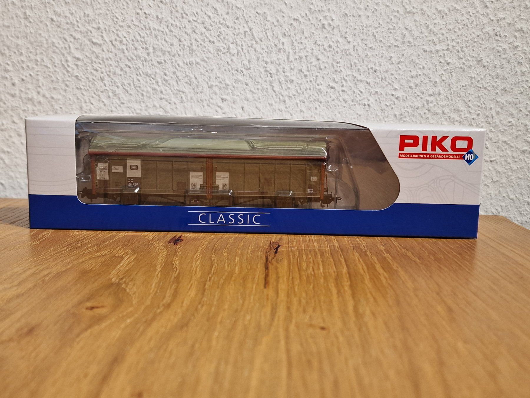 Piko Modelleisenbahnen: DB Schiebewandwagen H0 – Neu und originalverpackt aus Matten b. Interlaken von lor_hr9w 5