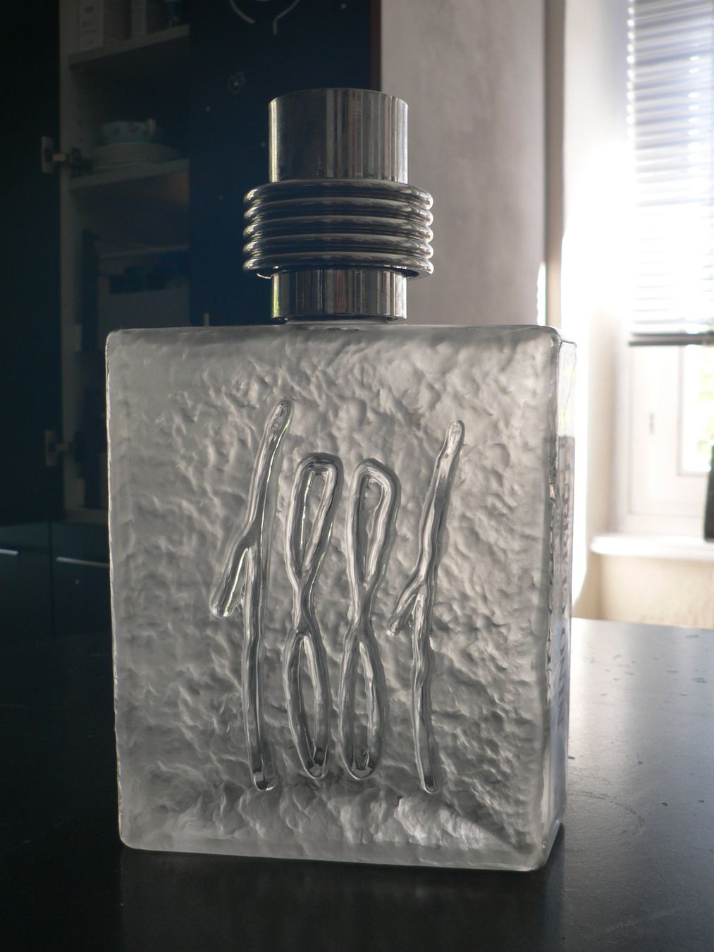 Flaconi: Sehr grosse Cerruti Parfumflasche – Usato da Uerikon venduto da Kdp529
