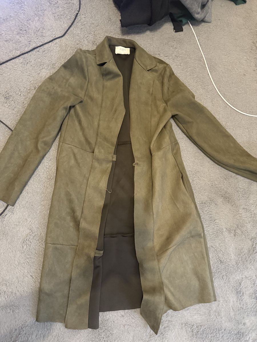 Zara Cappotti: Zara Mantel – Usato da Köniz venduto da Yaiito