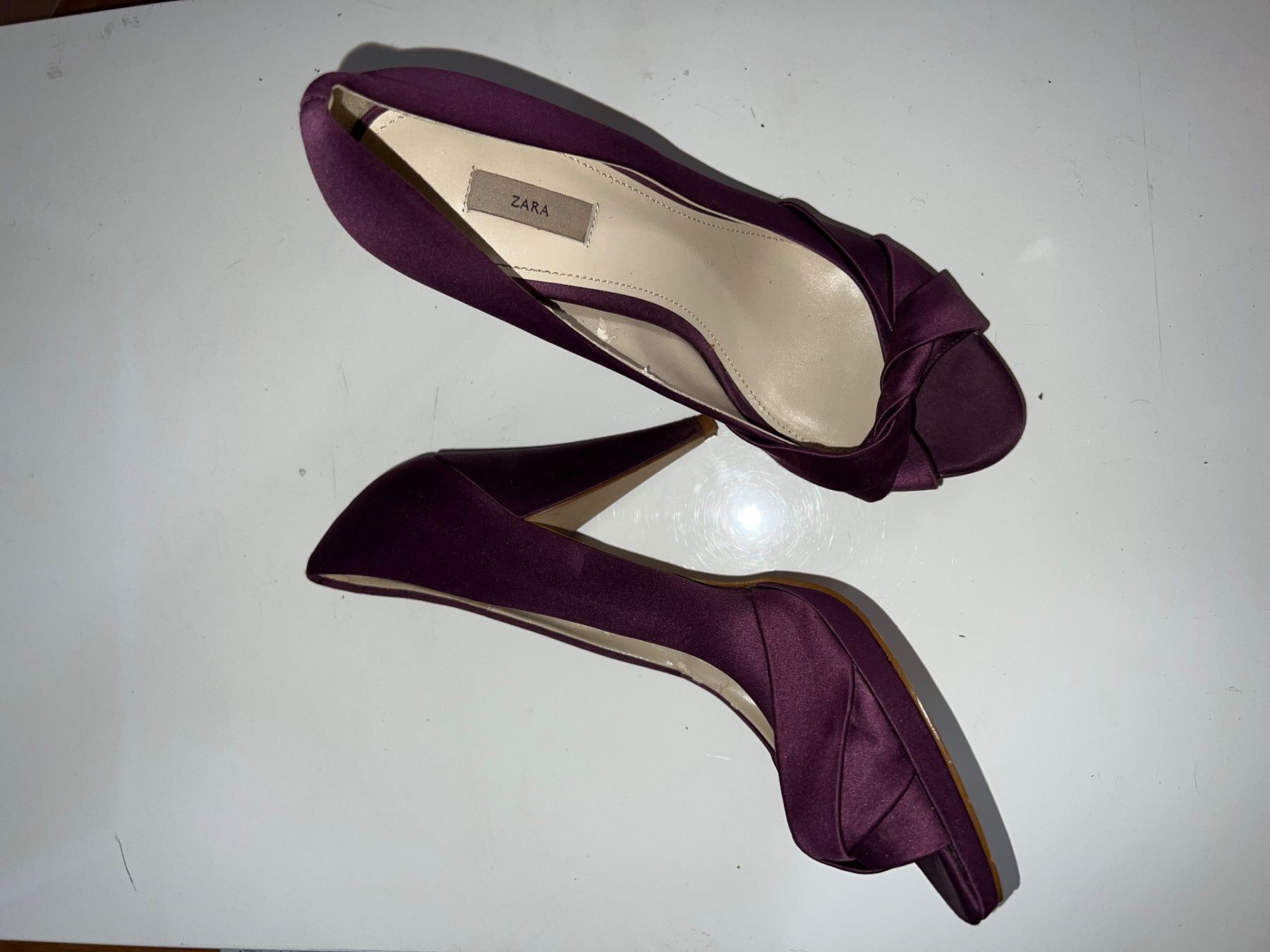 Zara Scarpe da donna: Zara – Usato da PUlly venduto da mum_22vds 2