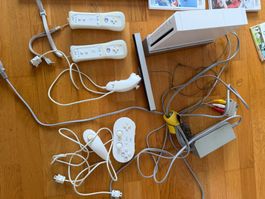 Nintendo Wii mit Zubehör