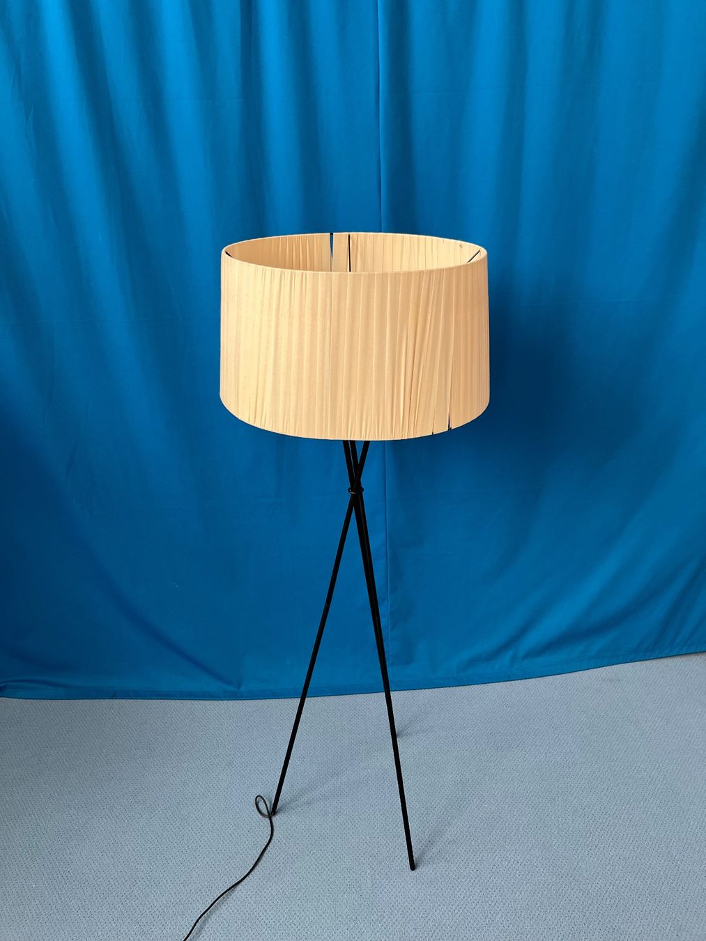 Lampen: Stehlampe – Gebraucht aus Herrenschwanden von orosport 1