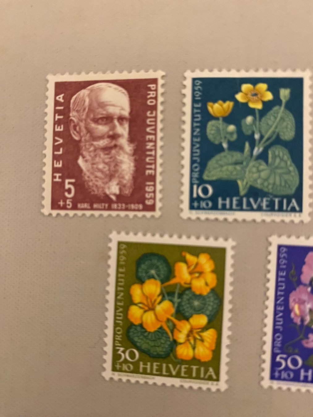Tutti i francobolli: 1959 Pro Juventute** Blumen & Portrait,postfrisch – Usato da matten b. interlaken venduto da jfran17 1