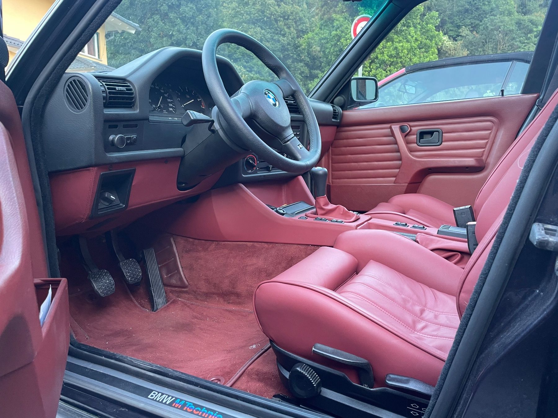 BMW Automobili: BMW 325i E30 Edition – Usato da Aproz (Nendaz) venduto da conquestofparadise 5