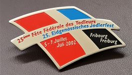 Q670 Brosche Fete Fédérale Yodleures Jodlefest Freiburg 2002