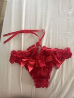 Damen Unterhose rot Spitze Grösse S/M neu