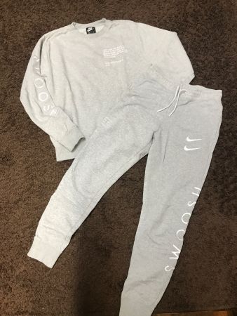 Trainingsanzug Gr XS/S Nike Swoosh